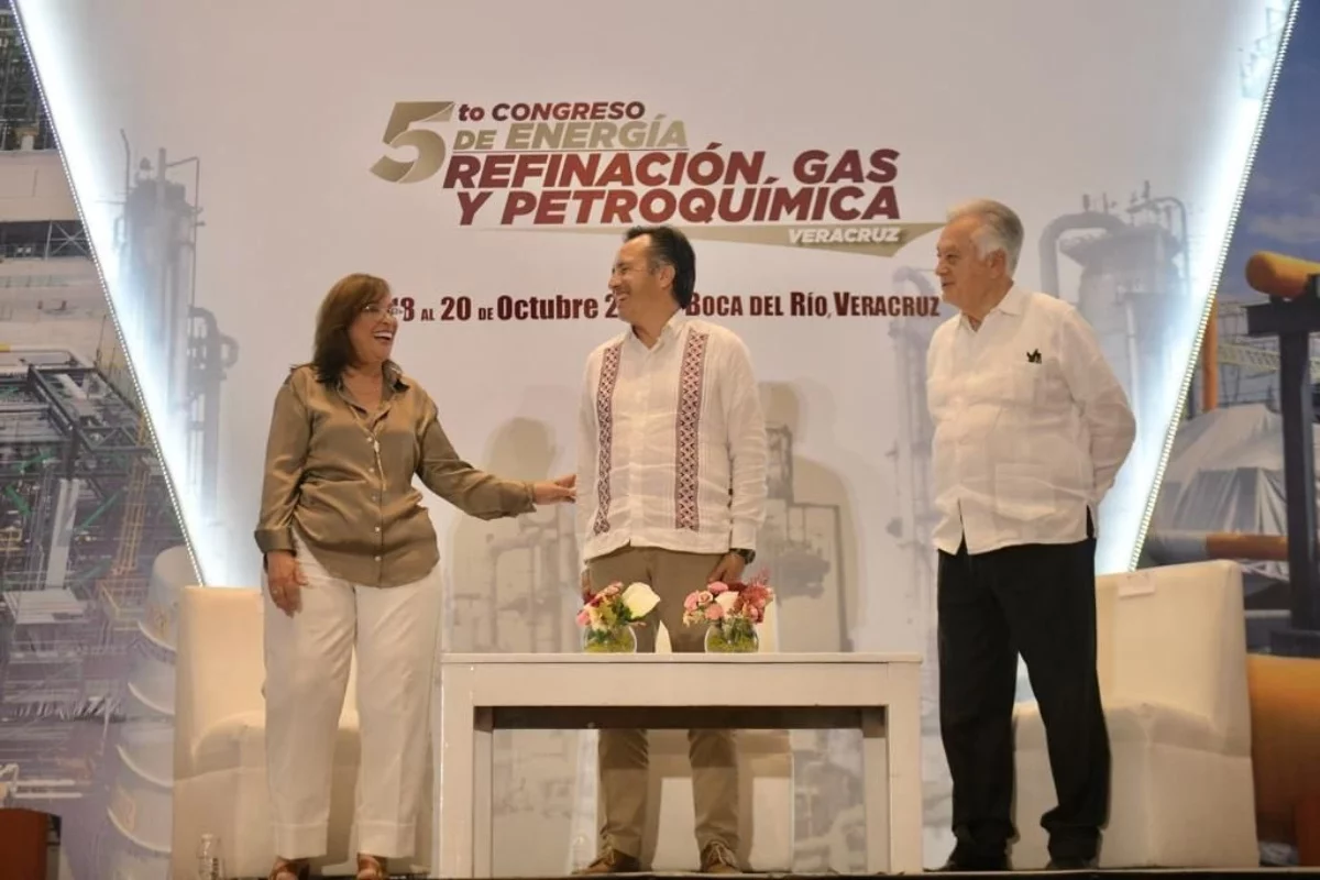 Reconoce Cuitláhuac García a Rocío Nahle por Congreso de Energía de