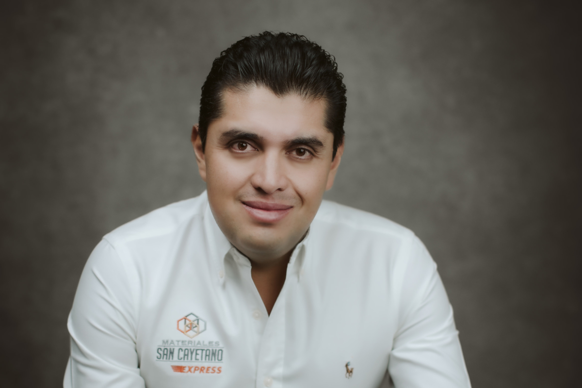 Óscar Montoya, gerente general de Materiales San Cayetano Express