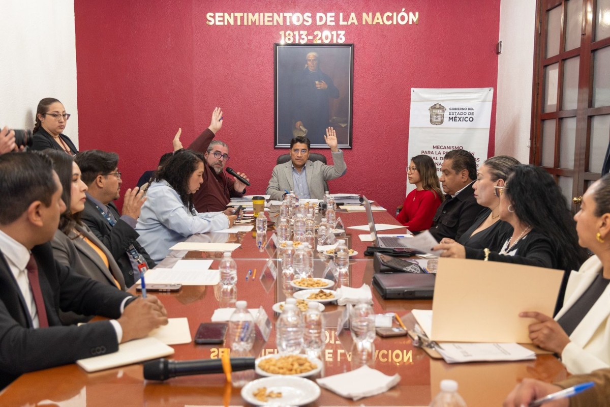 Reunión entre la Consejería Jurídica, la Secretaría de Seguridad estatal y otras instituciones públicas. Fuente: Gobierno del Estado de México