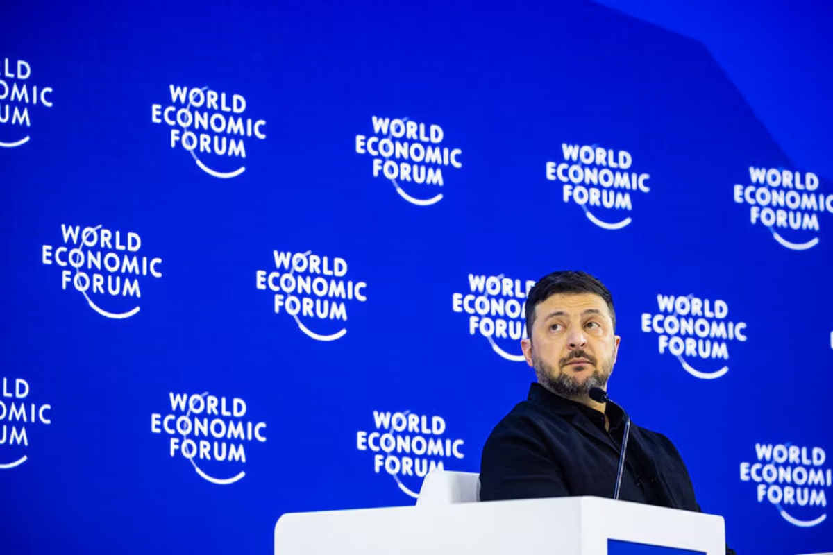 Volodimir Zelenski criticó a sus aliados europeos afirmando que la situación actual es comparable al "día de la marmota" en el que todo se repite, sin resultados. Fuente: WEF