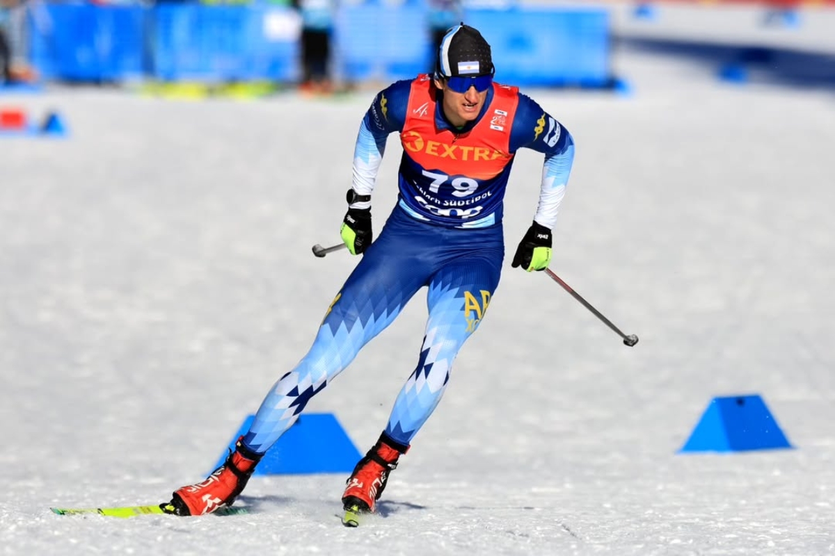 El esquiador de fondo, Franco Dal Farra, sostendrá la bandera junto a Baruzzi, representando al equipo argentino. IG francoo_df