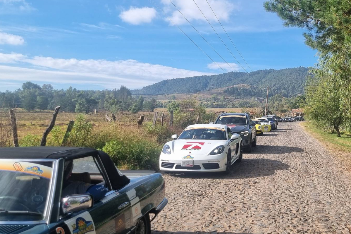 Facebook: Frank Name