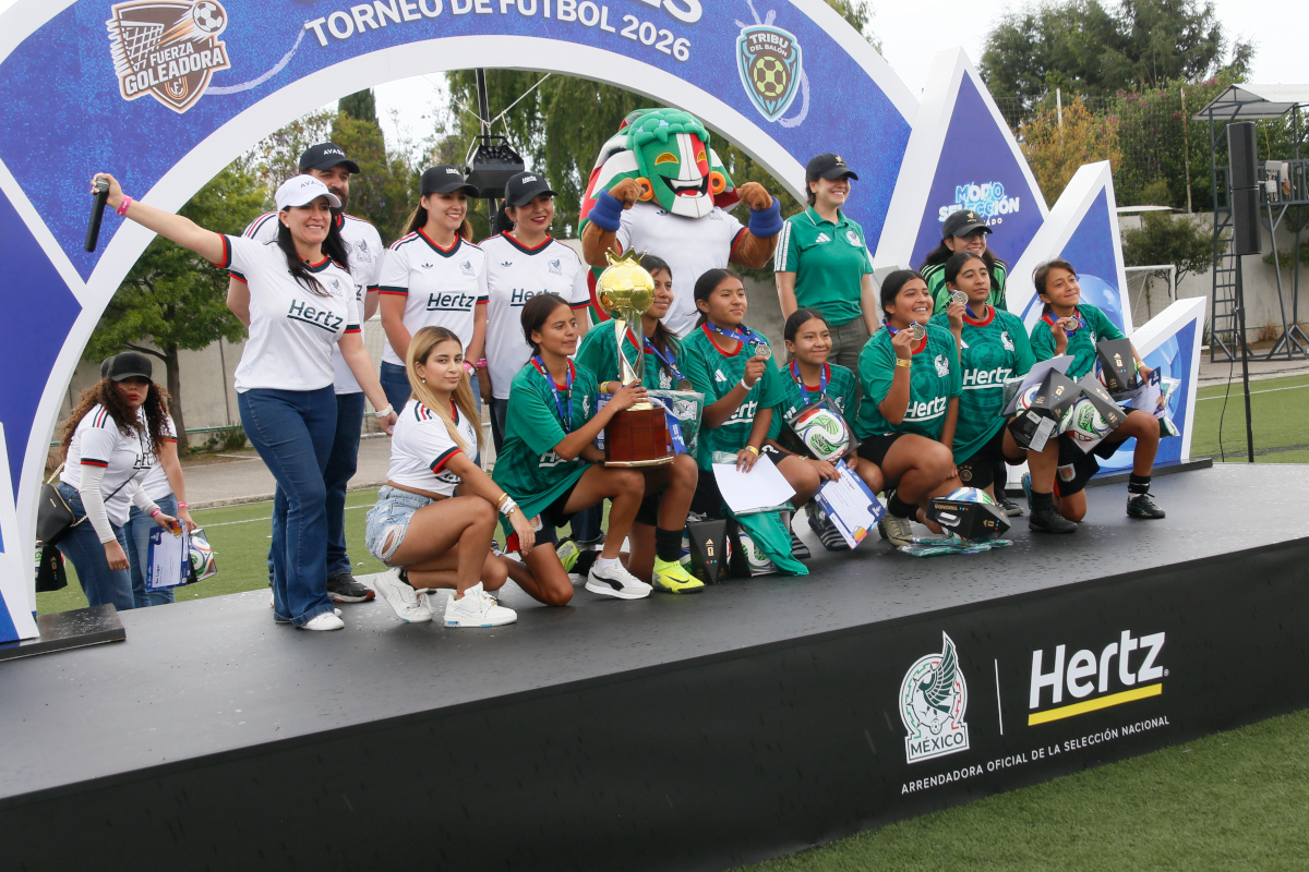Equipo femenil Fuerza Goleadora (foto Sergio F Cara/NotiPress)