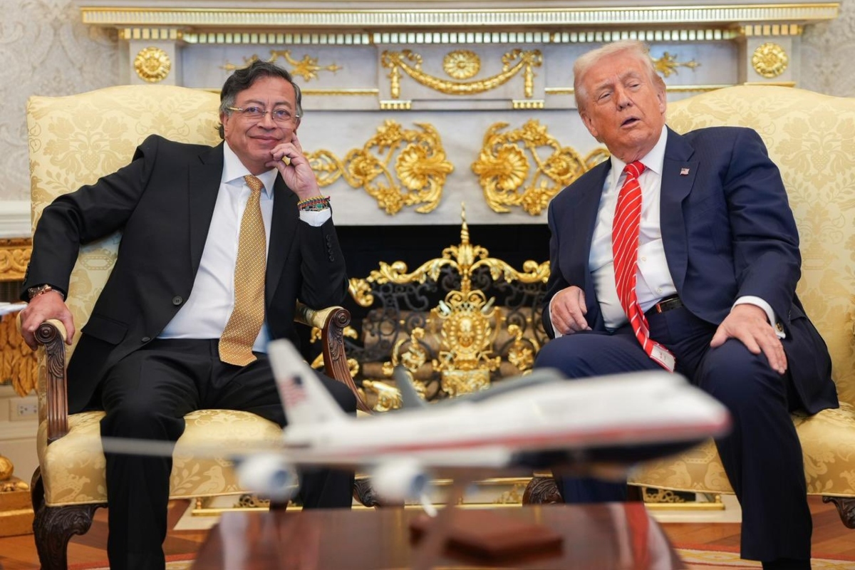 Petro visitó a Trump en la Casa Blanca el 3 de febrero luego de varias amenazas, entre ellas, que Colombia "sería la siguiente", un comentario que Trump hizo luego del operativo que culminó en la captura de Maduro. Fuente: Gobierno de Colombia.