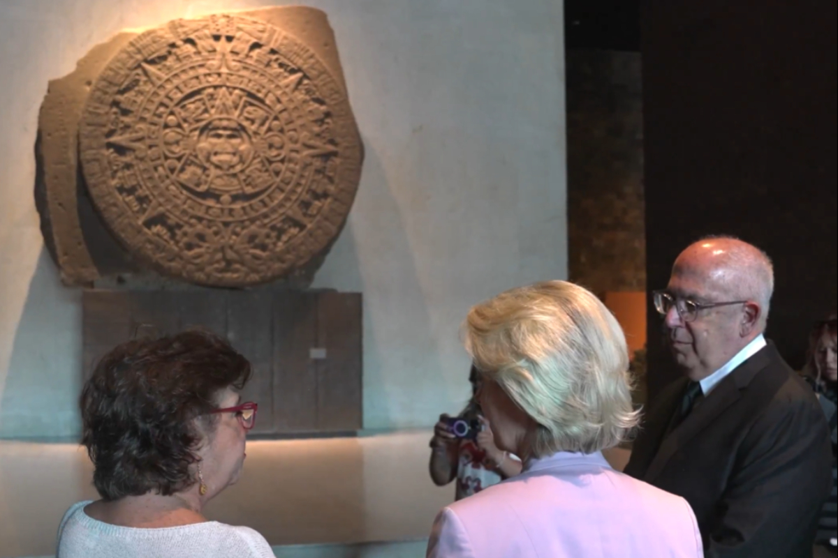 Ursula von der Leyen en el Museo de Antropología. Fuente: X @vonderleyen