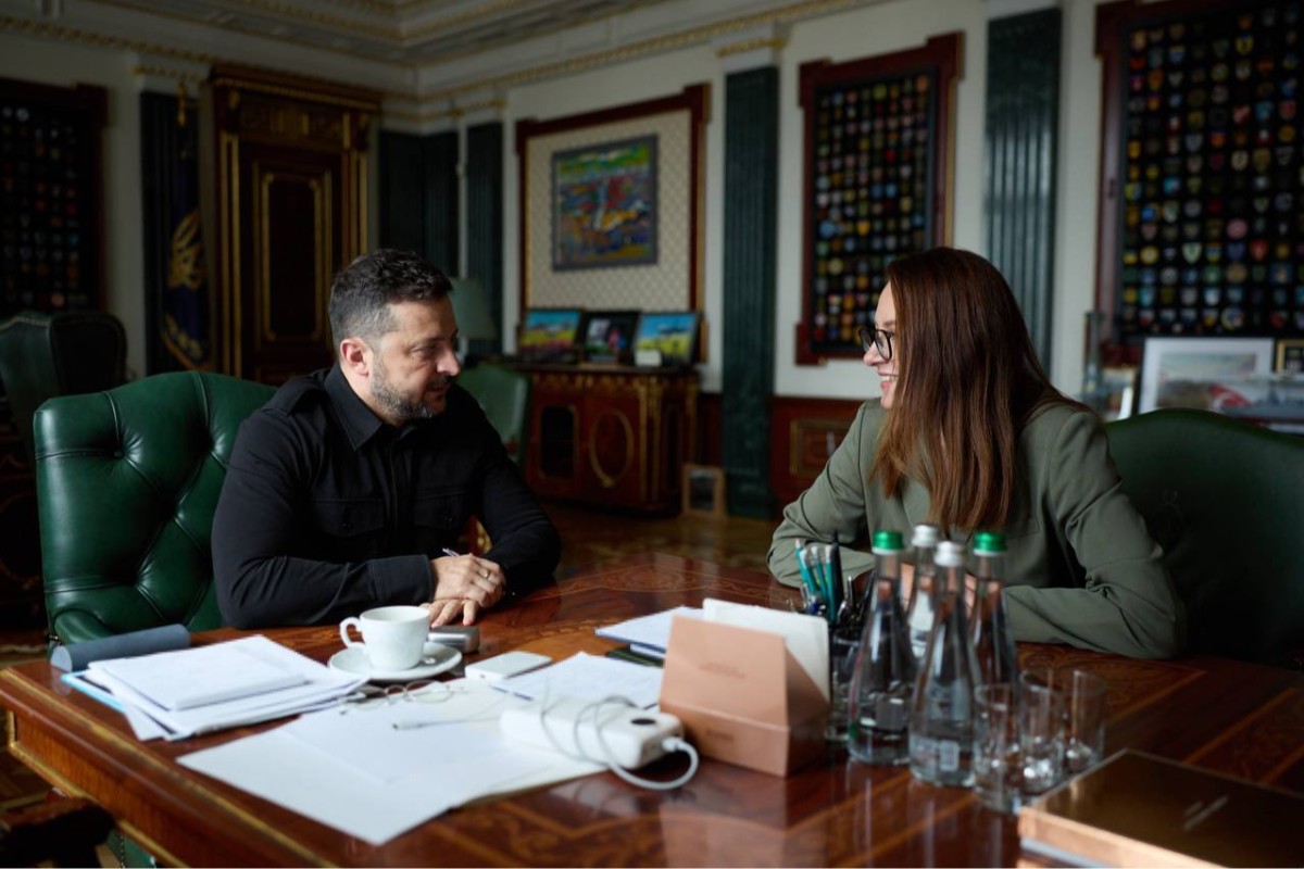 Zelenski junto a la exprimera ministra Yulia Svyrydenko. Fuente: X @Svyrydenko_Y