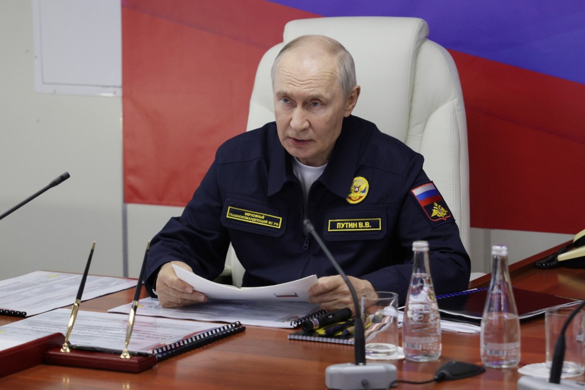 Putin viajó a la isla para reforzar la ruta marítima del norte. Fuente: X @mfa_russia
