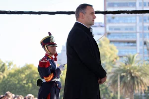 Instagram: Manuel Adorni